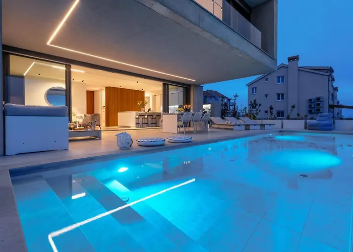 Infinity With Infinity Pool, Sea View 빌라 흐바르