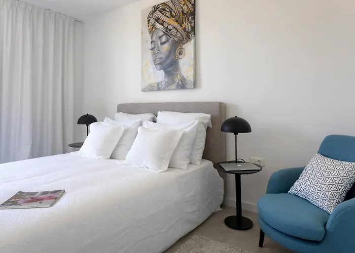 Infinity With Infinity Pool, Sea View *