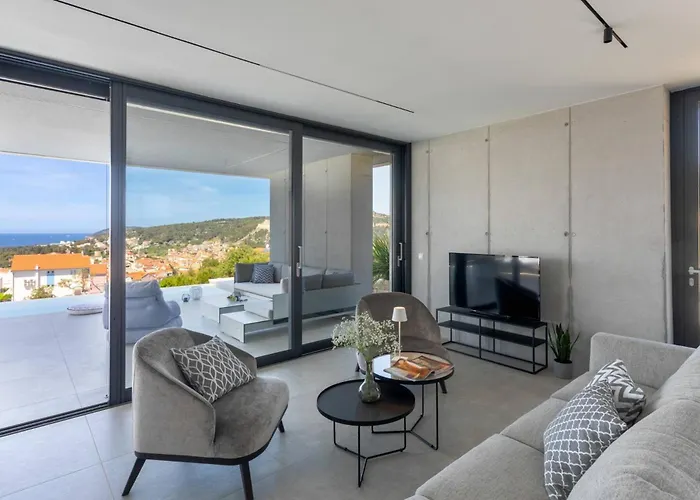 Infinity With Infinity Pool, Sea View 빌라