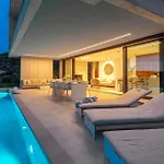 Infinity With Infinity Pool, Sea View *