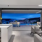 ヴィラ Infinity With Infinity Pool, Sea View *