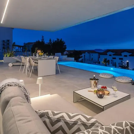 Infinity With Infinity Pool, Sea View Villa Hvar Town