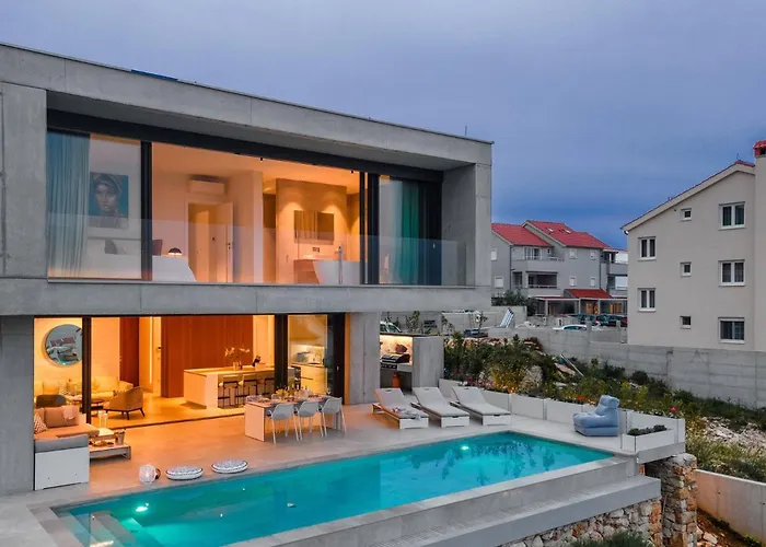 Infinity With Infinity Pool, Sea View Villa